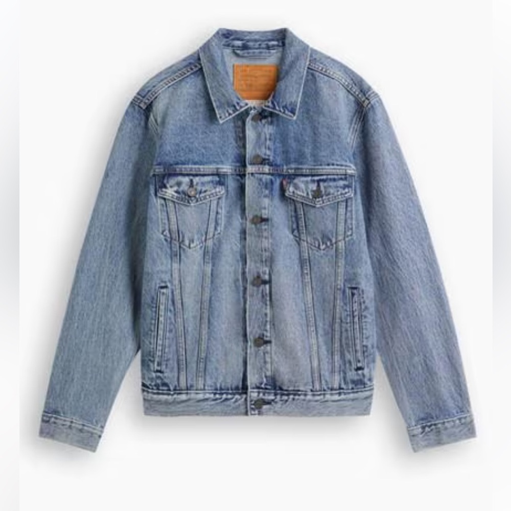 Levi’s Skyline Trucker
